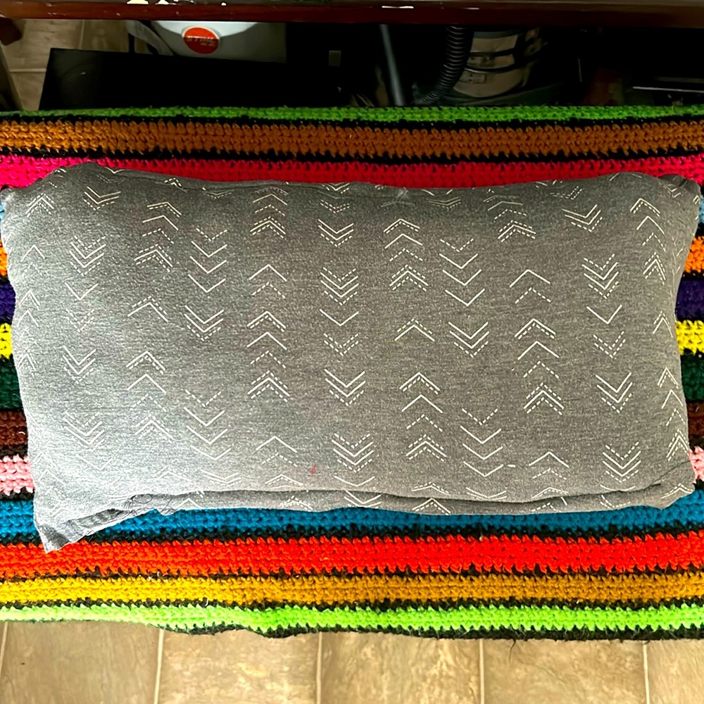 Hand made throw pillow
